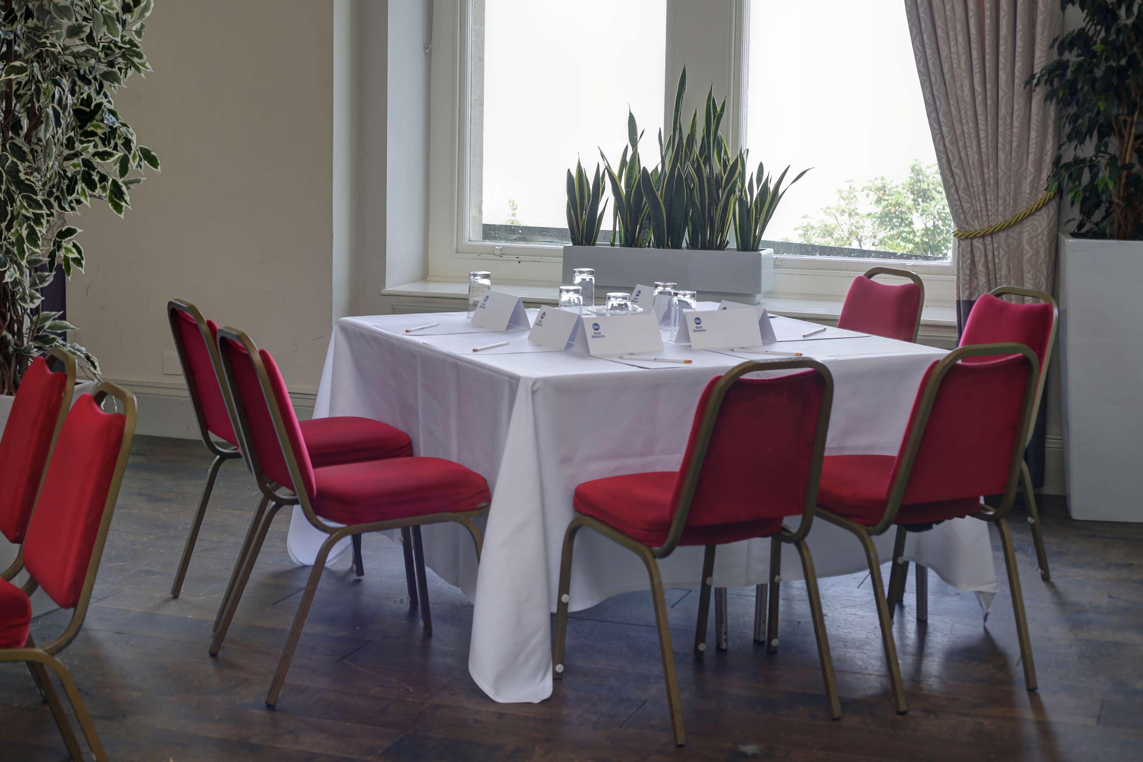 Best Western Walton Park Hotel Кливдън Екстериор снимка