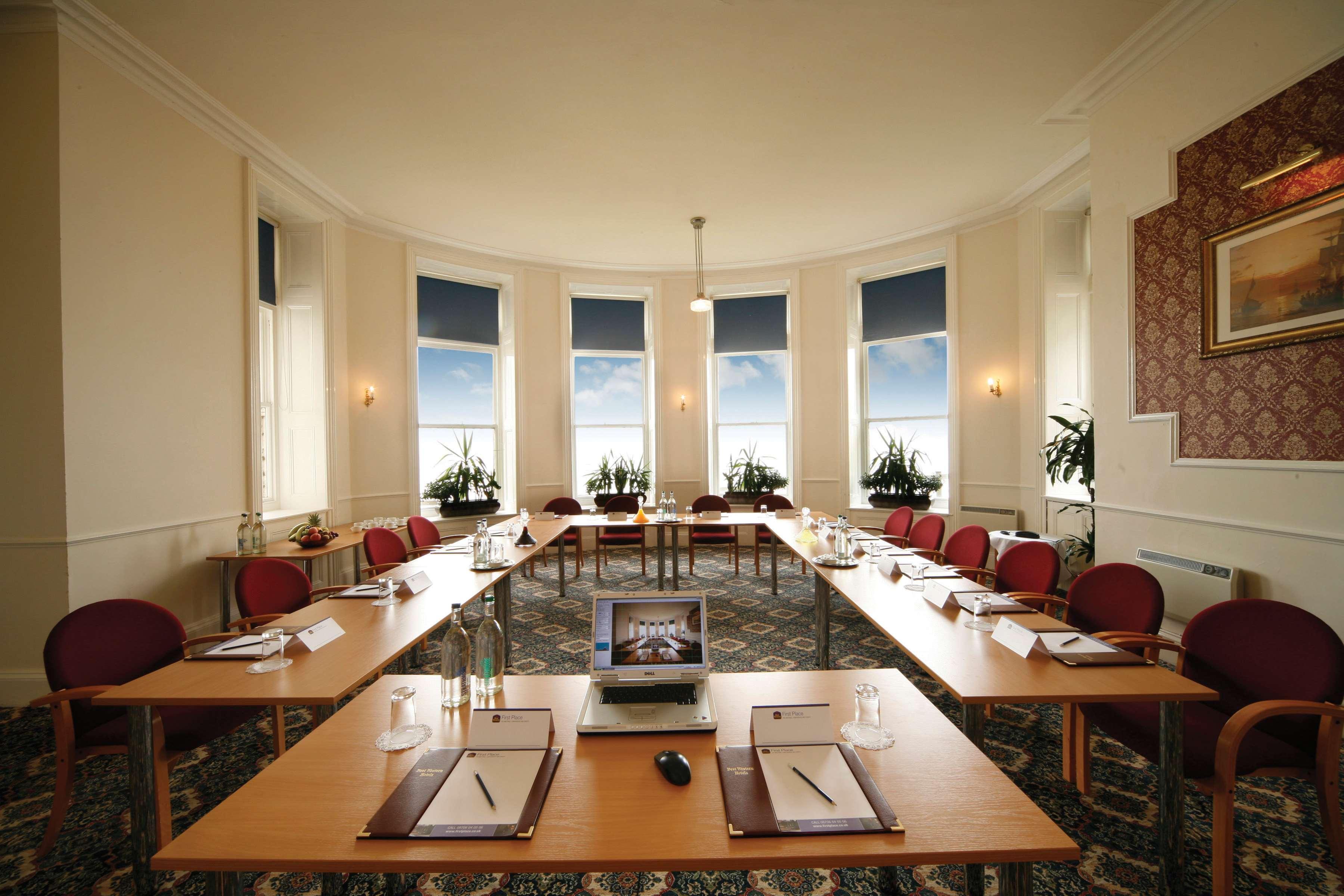 Best Western Walton Park Hotel Кливдън Екстериор снимка